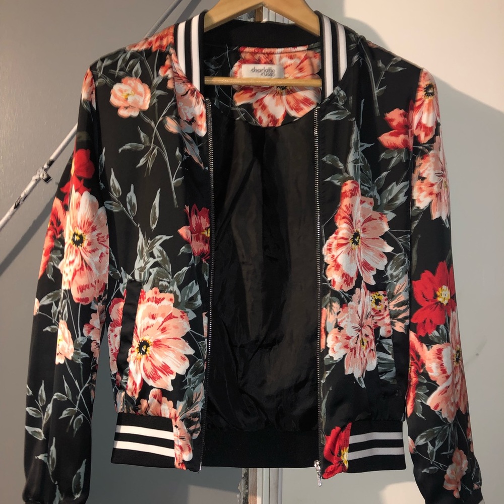♦️Charlotte Russe Bomber Jacket♦️